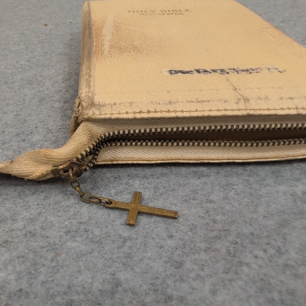 Vintage King James Version Holy Bible World Publishing Zippered White Cover KJV - Picture 6 of 6
